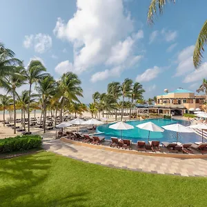 https://royal-hideaway-playacar-resort.allrivieramayahotels.com
