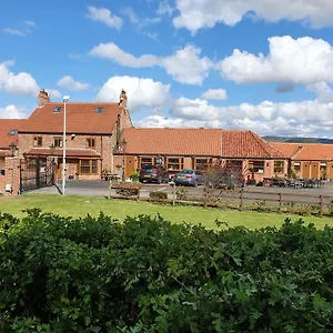 Swan House Bed & Breakfast