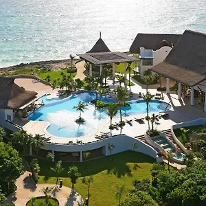 https://kore-tulum-retreat-spa-resort-adult-only.allrivieramayahotels.com
