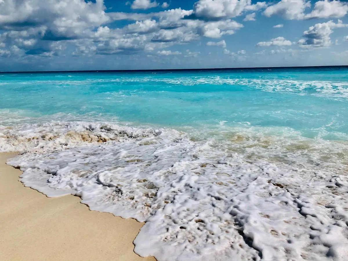 Aparthotel Solymar Beach Condos Cancun
