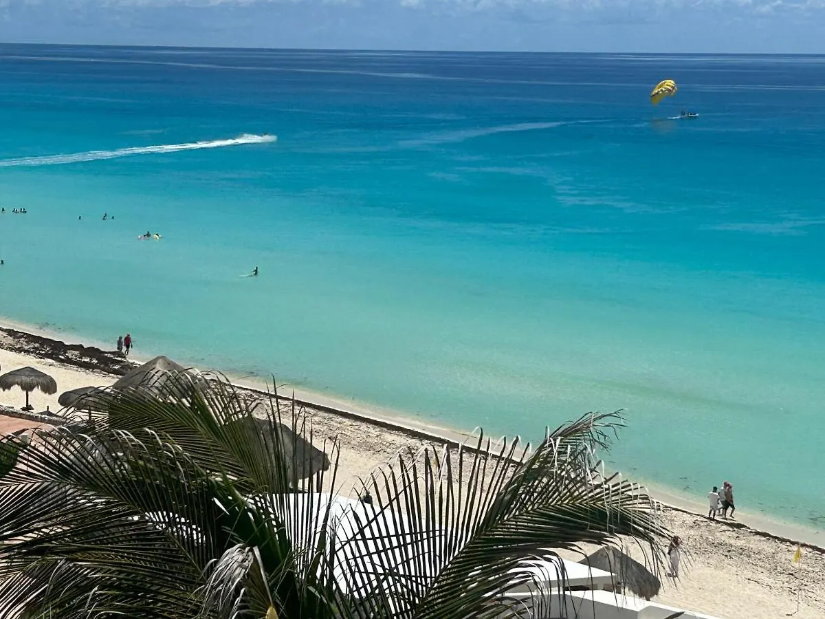 Aparthotel Solymar Beach Condos Cancun