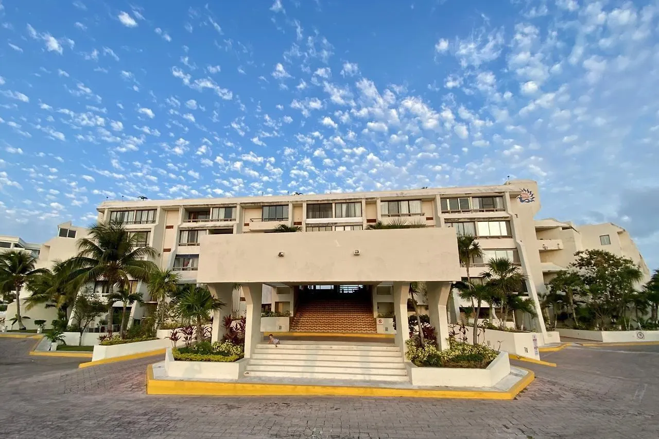 Solymar Beach Condos Cancun