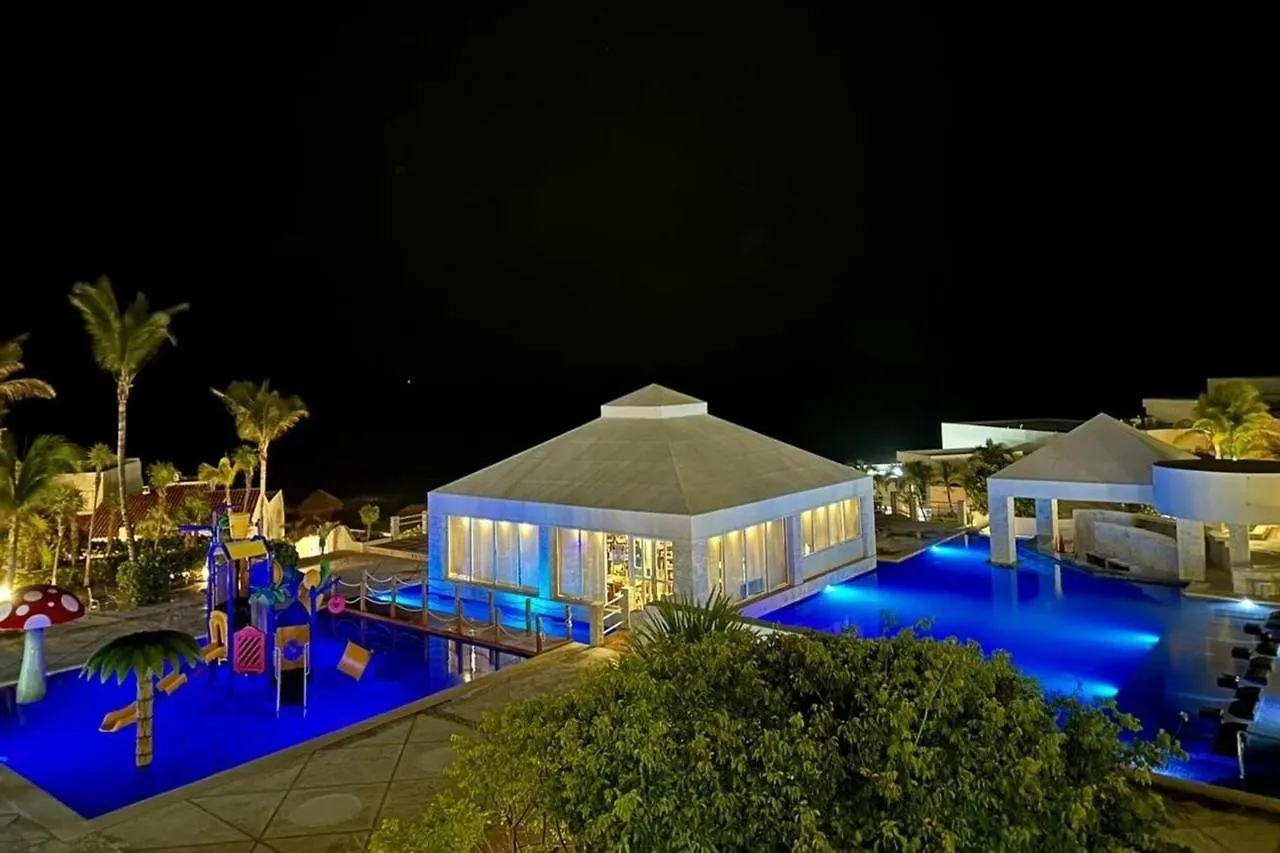 Solymar Beach Condos Cancun