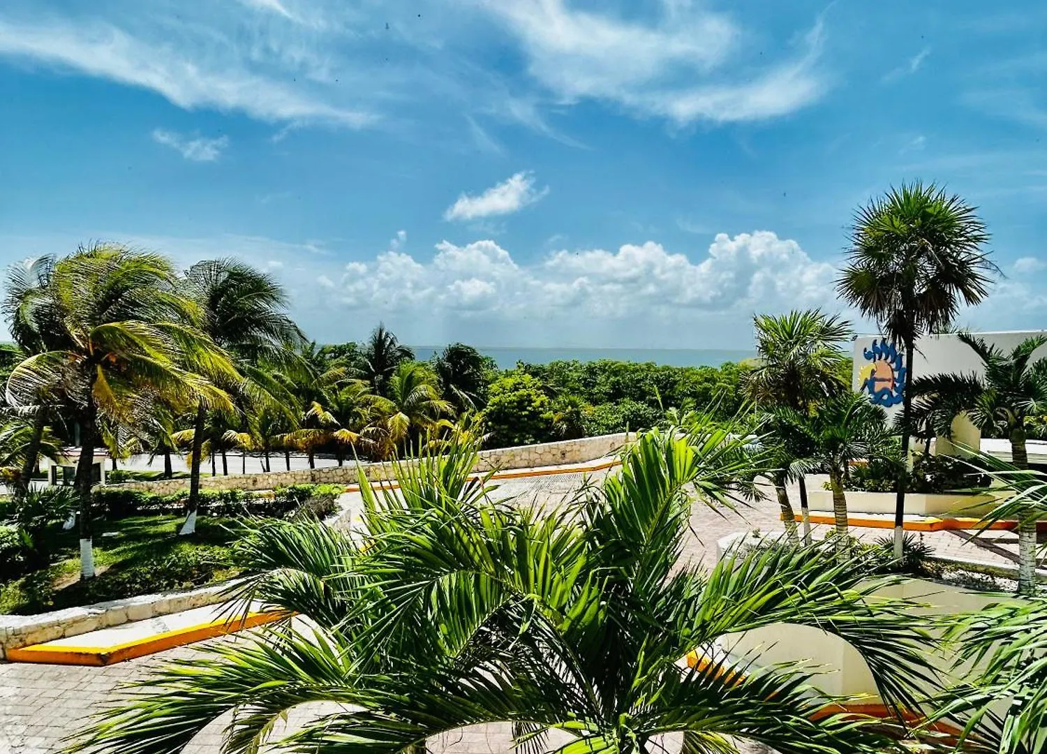 *** Aparthotel Solymar Beach Condos Cancun Mexico